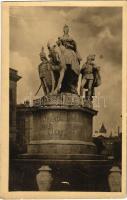 Pozsony, Pressburg, Bratislava; Mária Terézia emlékmű / monument. photo