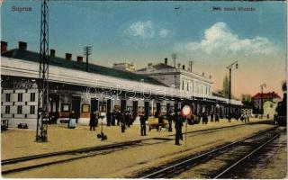 Sopron, Déli vasútállomás, gőzmozdony. Vasúti levelezőlapárusítás 7. 1917.