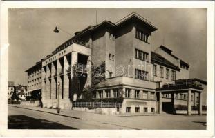 1949 Besztercebánya, Banská Bystrica; Národny dom, Masarkyova ulica / Masaryk utca, Nemzeti Ház / street view, National House (Rb)