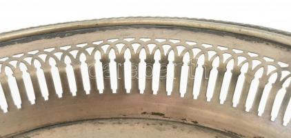 Ezüst (Ag) áttört tál. Jelzett. Kopott. Nettó: 346g, d: 23 cm