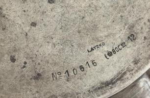 Ezüst (Ag) kínáló tál. Jelzett. Kopott. Nettó: 184g, d: 16 cm, m: 6,5cm