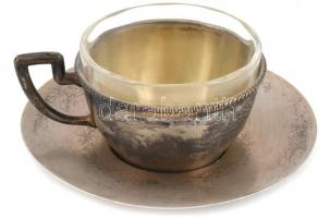 Ezüst (Ag) nagy méretű füles tálca 4 db mokkás csészével, benne üvegbetét. Jelzett. Kopott. Nettó: 1...