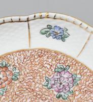 Herendi virágmintás talpas kínáló tálca, kézzel festett porcelán, benyomott jelzéssel és festett fes...