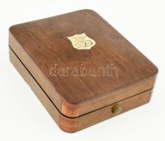 Régi gördülő távolságmérő, fa tokban, egyik oldalon az plexi kijár, h: 7,5 cm