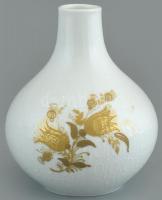 Rosenthal aranyozott virágmintás porcelán váza, jelzett, kopásnyomokkal, m: 12,5cm