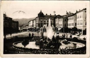 1929 Besztercebánya, Banská Bystrica; tér, szökőkút, Juraj Laco, Löwy üzlete / square, fountain, shops (EK)