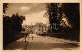 Besztercebánya, Banská Bystrica; Národná ulica / utca. M. Kalmár kiadása / street view (EK)