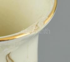 Zsolnay virágmintás porcelán váza, kézzel festett, jelzett, szájpereménél sérült, kopásnyomokkal, m:...