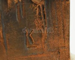 R. Kiss Lenke (1926 - ): Anya gyermekével. Bronz, jelzett, márvány talapzaton, 35x22 cm talapzattal ...