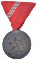 1953. "Szocialista Munkáért Érdemérem" ezüstözött bronz kitüntetés, eredeti Rákosi-címeres tokban T:1-,2 Hungary 1953. "Merit Medal of Socialist Labour" silver plated bronze decoration in original Rákosi coat of arms case  NMK.: 602.