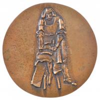 ~1970-1980. Budapesti Bőripari Vállalat névre szóló, gravírozott kétoldalas, bronz törzsgárda plakett (97mm) T:2