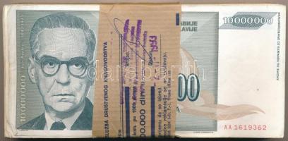 Jugoszlávia 1993. 10.000.000D (99x) eredeti banki kötegelővel T:III Yugoslavia 1993. 10.000.000 Dinara (99x) in original Bank wrapper C:F