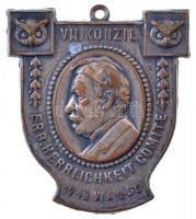 ~1930. "VII. KONZIL. - ERB. HERRLICHKEIT COMITEE - 17 19 VI. A. U. 50" ezüstözött bronz Schlaraffia lemezjelvény, füllel (31x28mm) T:2 kissé kopott ezüstözés