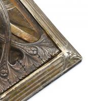 Akantusz levelekkel díszített fém levélnehezék. Kopott. 16x10x5cm