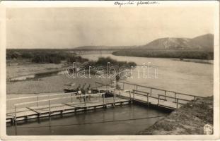 1925 Munkács, Mukacheve, Mukacevo, Palanok; katonai uszoda a Latorca folyón / vojenská plovárna v Palanoku / military swimming pool in Latorica river. photo