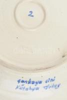 Török kerámia fali tál, kézzel festett, jelzett, kis kopásnyomokkal, d: 30,5 cm