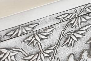 Ezüst (Ag) vietnámi ékszeresdoboz. Jelzett. Nettó: 210g, 12x8x4cm