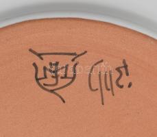 Sajttartó, habános jellegű, kézzel festett, mázas kerámia, jelzett, hibátlan, m: 11 cm, d: 22 cm