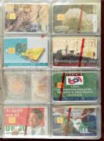 1993-1996 MATÁV 22 lapos telefonkártya album, benne 52 db különféle bontatlan, használatlan telefonkártyával, közte 2500-4000 darabosak is