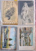 70 db művészeti és üdvözlőlap néhány városképpel berakóban