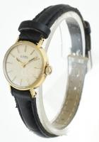 Arany (Au/14k) Roamer női karóra, mechanikus szerkezettel, kopott, jelzett, működik, bőr szíjjal, br...