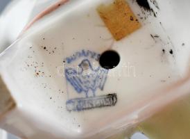 Aquincumi porcelán kislány macival, kézzel festett, jelzett, kisebb kopásnyomokkal, m: 14,5 cm