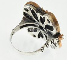 Aranyozott ezüst(Ag) kék kövekkel kirakott gyűrű, jelzett, méret: 58, bruttó: 13,2 g