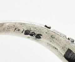 Aranyozott ezüst(Ag) kék kövekkel kirakott gyűrű, jelzett, méret: 58, bruttó: 13,2 g