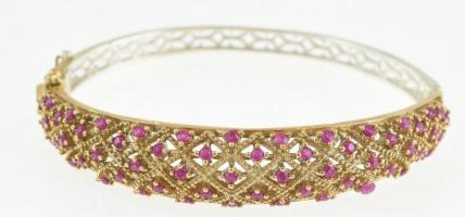 Ezüst(Ag) ékszerszett, nyaklánc függővel, fülbevalópár, karperec, gyűrű, jelzett, bruttó: 37,92 g