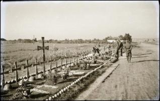 II. világháborús orosz fronti katonai negatívok, 8 db, 9×6 cm