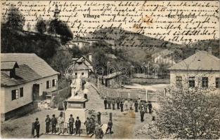 1905 Vihnye, Vyhne; Szt. János tér és szobor. Liptay László kiadása / square and statue