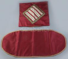 Bordó selyem párnahuzat, díszes, aranyozott rátéttel, 45,5x42 cm + bordó selyem futó aranyozott szegéllyel, 88x37 cm