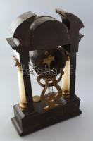 Kandallóóra magyar, 19. sz. közepe, jelzett: "Fogel Ferencz N. Károlyban", negyedütős szer...