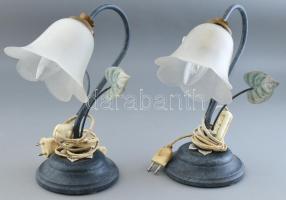 2 db virágos asztali lámpa, kis kopásnyomokkal, m: 29 cm