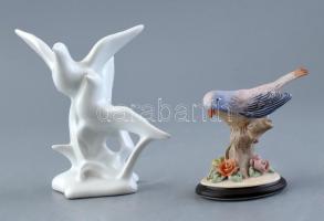 2 db porcelán madár, jelzéssel és jelzés nélkül, lepattanással, m: 8 és 12,5 cm