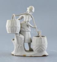 Biszkvit porcelán nő, jelzés nélkül, piszkos, m: 18,5 cm