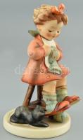 Goebel/Hummel kislány cicával, kézzel festett kerámia, jelzett, kis kopásnyomokkal, m: 12 cm