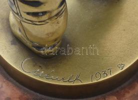 Németh 1937 jelzéssel: Vasárnap. Öntött bronz, márvány talpon. m:23cm