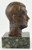 Adolf Hitler bronz fejszobra, márvány talapzaton. Jelzés nélkül 13 cm