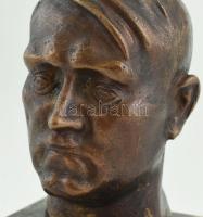 Adolf Hitler bronz fejszobra, márvány talapzaton. Jelzés nélkül 13 cm