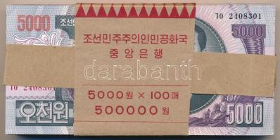 Észak-Korea 2006. 5000W (100x) sorszámkövetők sérült kötegelővel T:I,I- North Korea 2006. 5000 Won (100x) consecutive serials with damaged wrapper C:UNC,AU