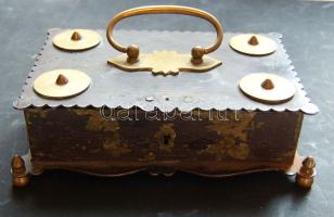 cca 1910 Régi fém pénzkazetta 19x13 cm