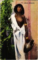 Jeune bédouine / Bedouin folklore, uncovered breast