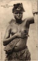 Afrique Occidentale, Jeune Agni / African folklore, Anyi woman with uncovered breasts