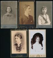 cca 1890-1910 Fiatal fiú és lányok, 5 db keményhátú vizitkártya fotó különböző műtermekből, 10,5x6,5 cm körüli méretben