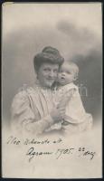 1905 Anya és gyermeke portréja, keményhátú fotó G. & I. Varga zágrábi műterméből, 10,5x18 cm