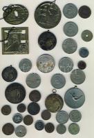 Kis vegyes tétel, benne magyar és külföldi fémpénzek, sportérmek 1780-as évektől T:vegyes