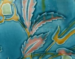 Schütz Cilli fajansz váza. Kézzel festett, jelzett, hibátlan, 30,5 cm