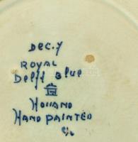Royal Delft kézzel festett fajansz tányér, mázrepedésekkel, jelzett, d: 19,5cm