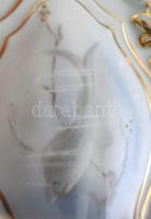 Bakos Éva falikar, kézzel festett porcelán, kopásnyomokkal, jelzett, m:20cm